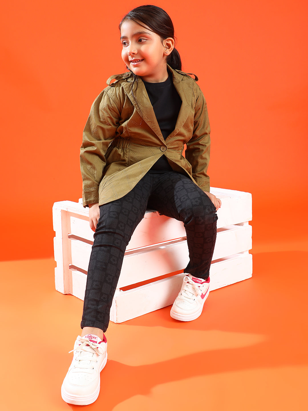 Girls Olive Cotton Regular Fit Embroidery Jacket