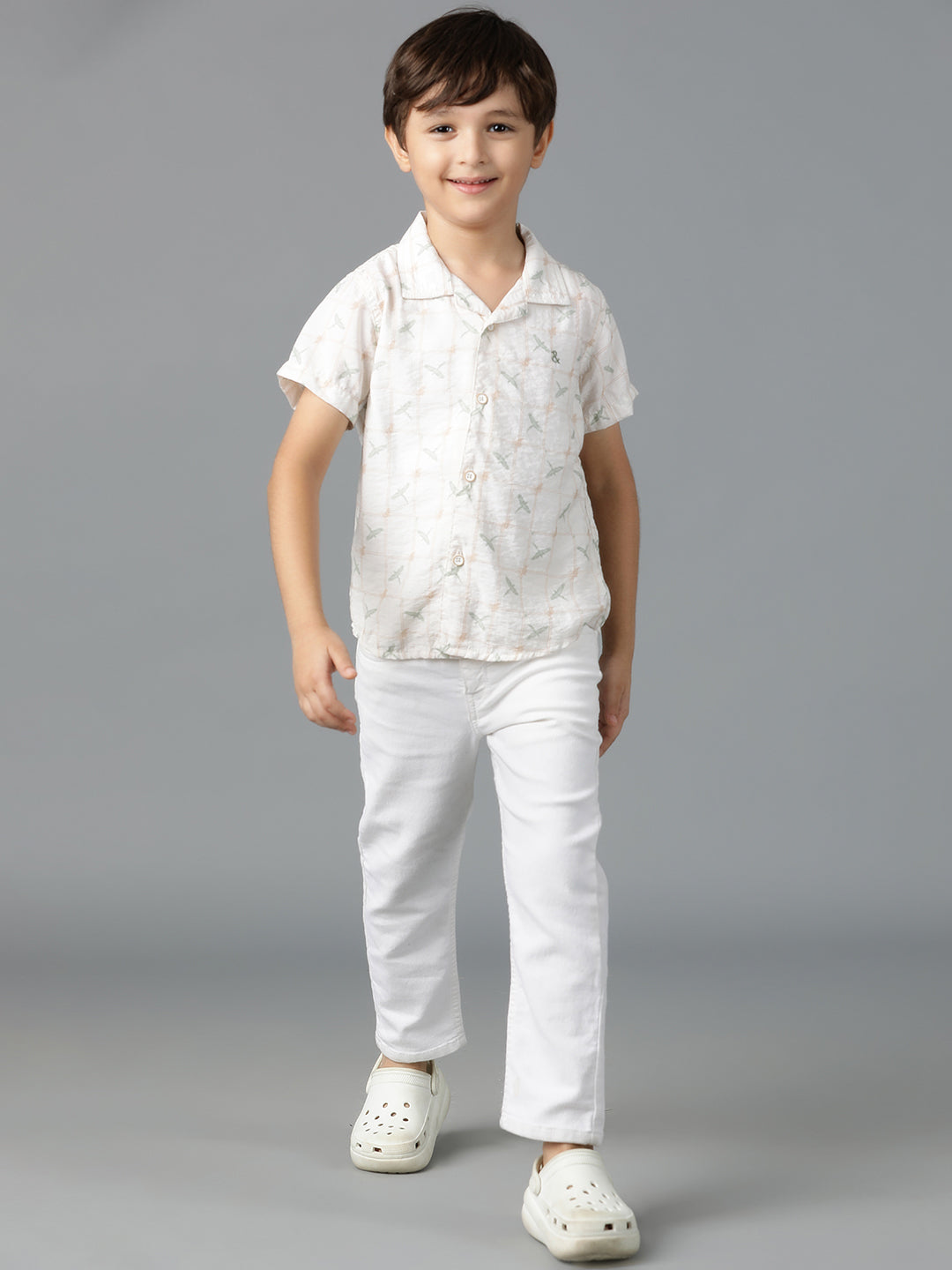 Boys Off White Printed Viscose Regular Fit Shirt
