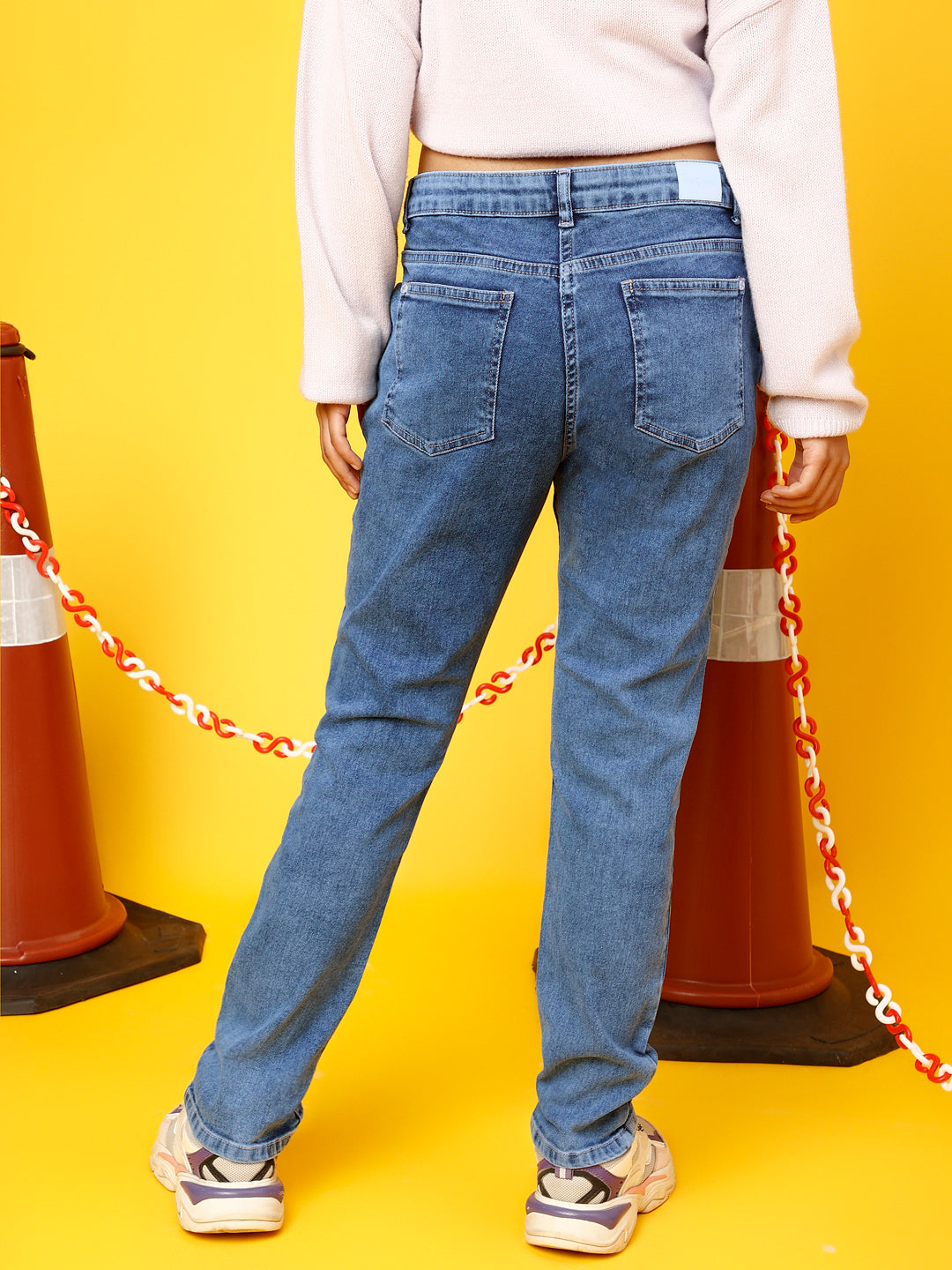 Girls Medium Blue Boy friend fit Lycra Washed Jeans