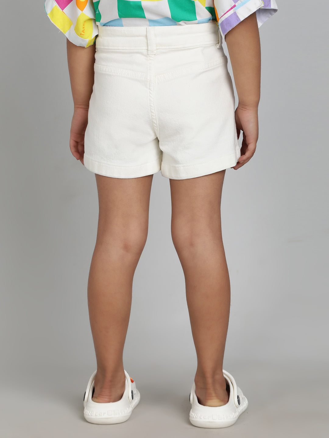 Girls White Washed Lycra Regular Fit Above Knee Shorts