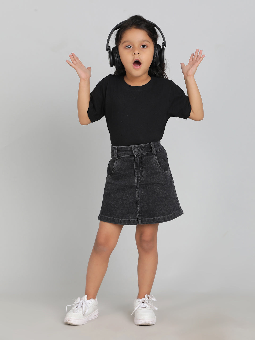 Girls Black A-Line Washed Lycra Above Knee Skirt