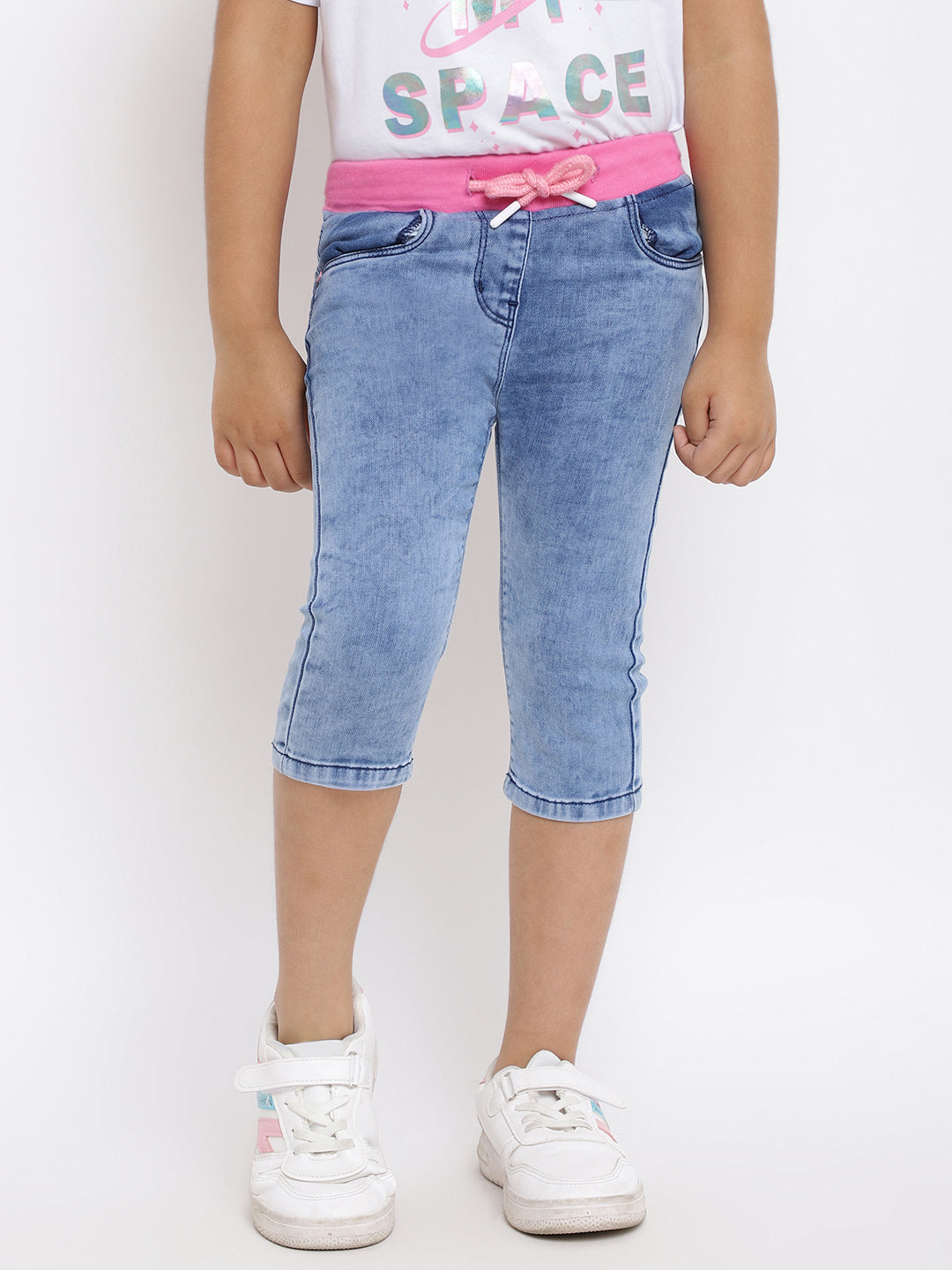 GIRLS SLIM FIT LIGHT BLUE CAPRI WITH PINK WAISTBAND