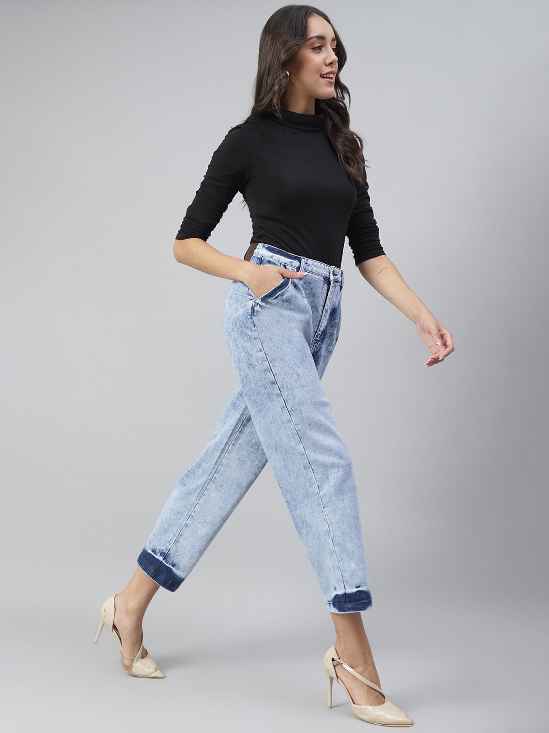 Women Slouchy Fit Light Blue Denim Jeans