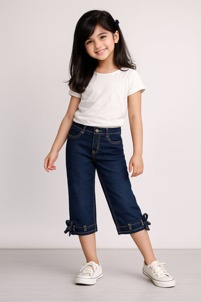 Girls Dar Blue Cotton Poly Solid Capri