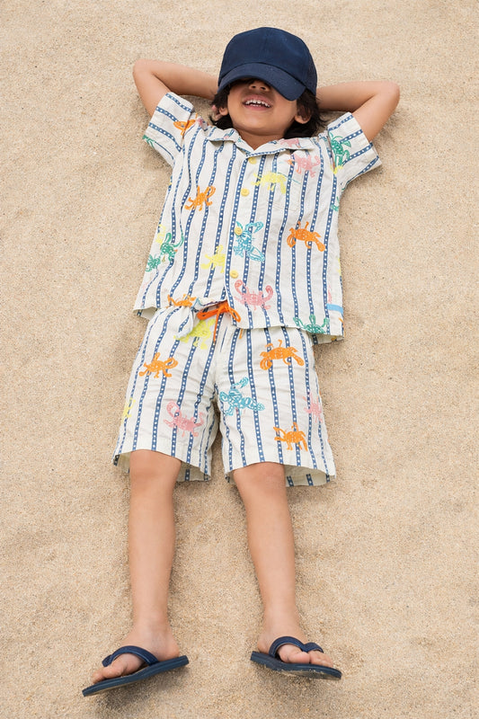 Boys Off White Animal Printed Knee Length Shorts