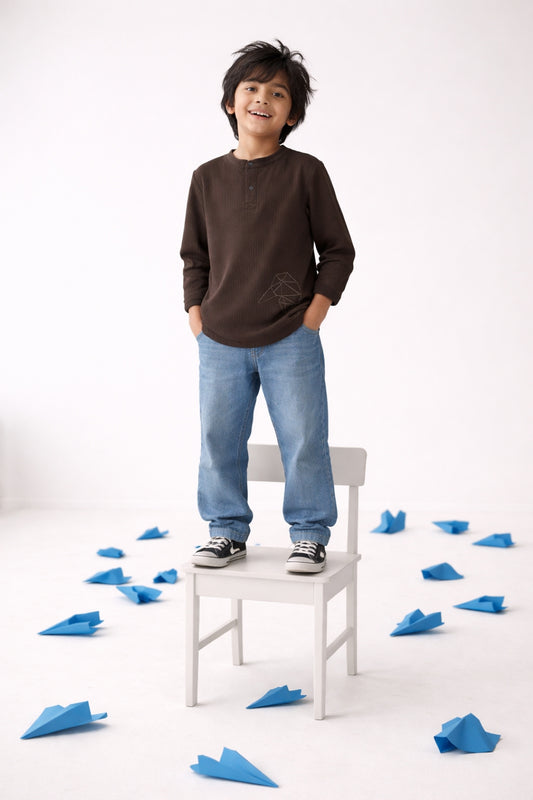 Boys Olive Henley Neck Solid T-Shirt