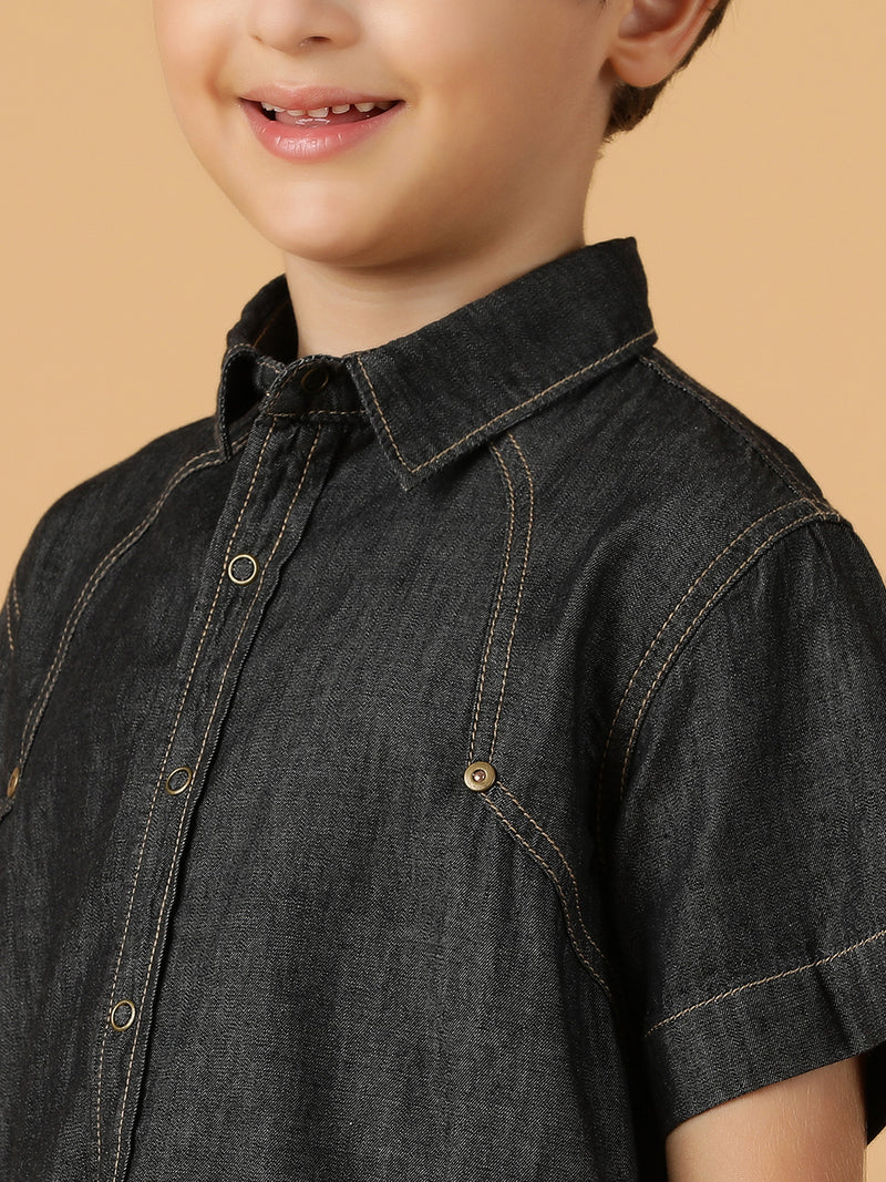 Boys Black Solid Cotton Regular Fit Shirt