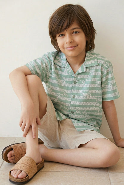 Boys Cotton Green Printed Casual Shirt