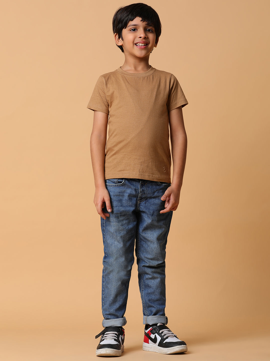 Boys Brown Solid Cotton T-shirt