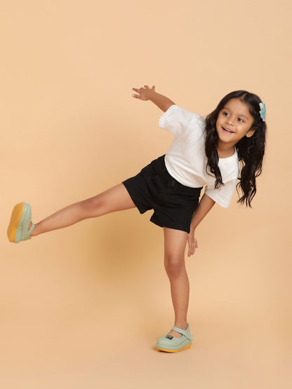 Girls Black Washed Lycra Regular Fit Above Knee Shorts