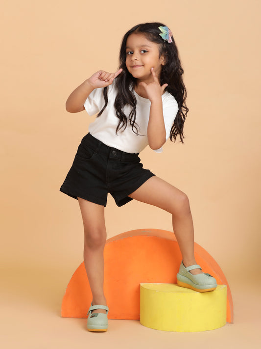 Girls Black Washed Lycra Regular Fit Above Knee Shorts