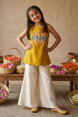 Girls Yellow & Cream Embroidered Ethnic Kurta Pant Set