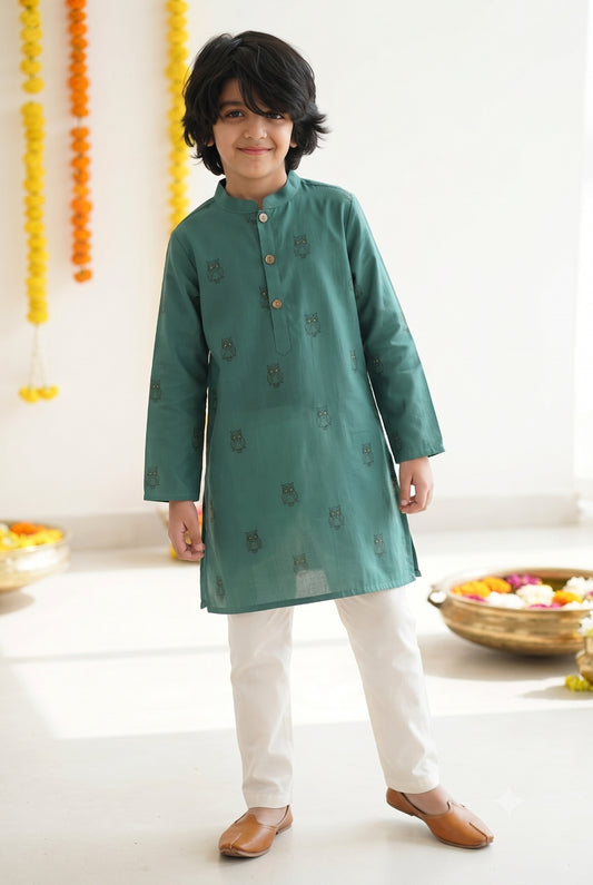 Boys Green Embroidered Ethnic Kurta Pyjama Set