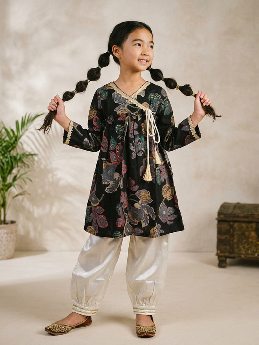 Girls Black Viscose Woven Printed Ethnic Wear Kurta Parsi Pant Set