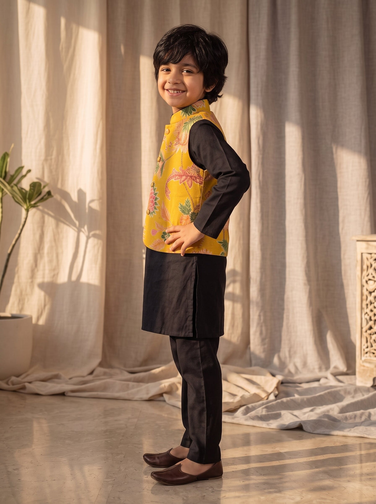 Boys Yellow Black Viscose Printed Kurta Pyjama With Koti