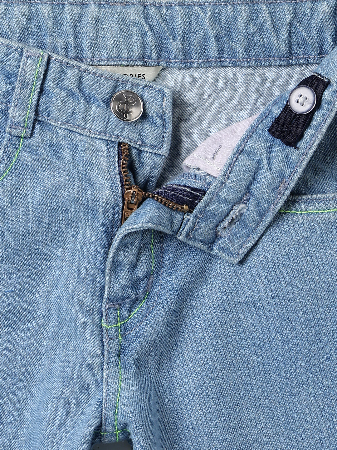 Girls Denim Light Blue Barrel Fit Jeans