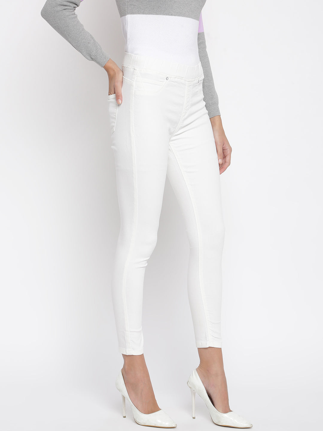 Womens Lycra White Solid Skinny Fit Jeggings