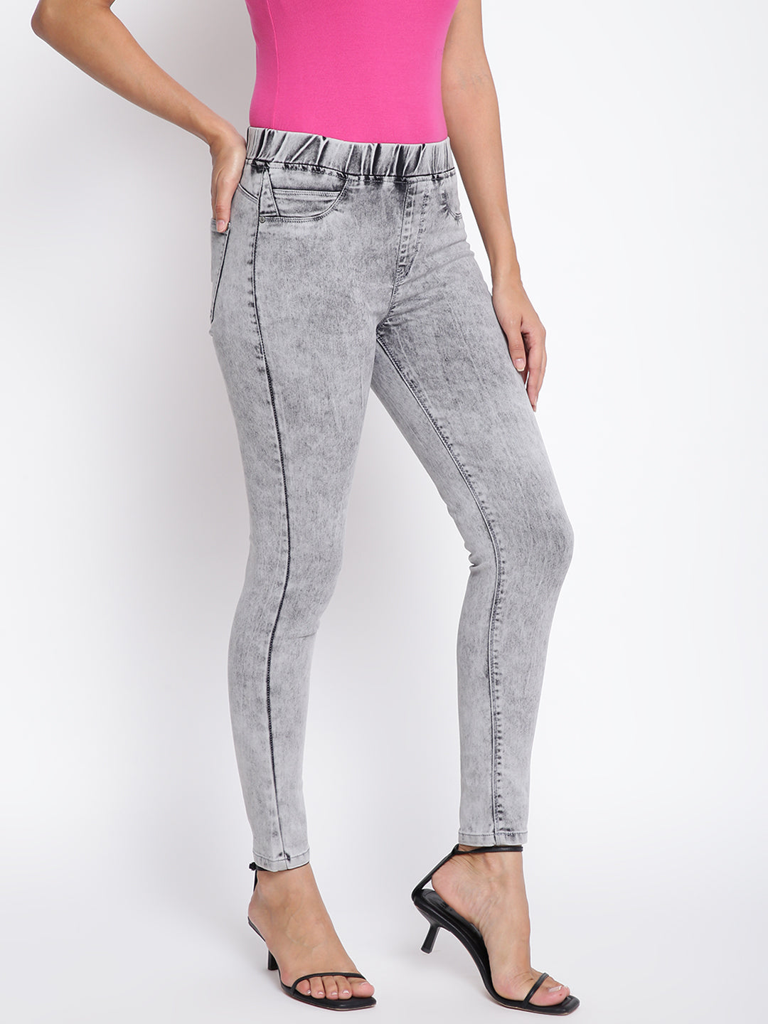 Women Grey Skinny Fit Jegging