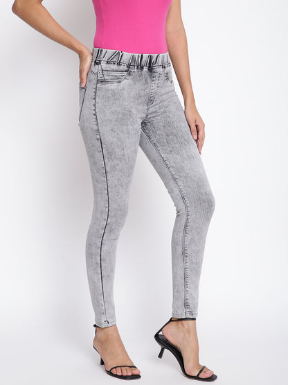 Women Grey Skinny Fit Jegging