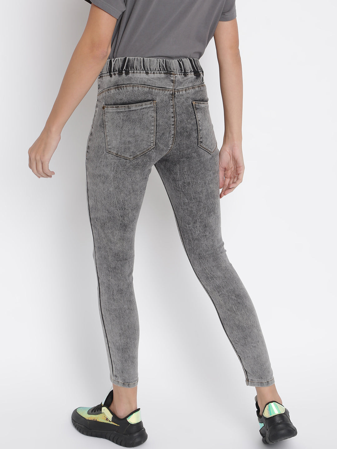 Women Skinny Fit Grey Denim Jegging