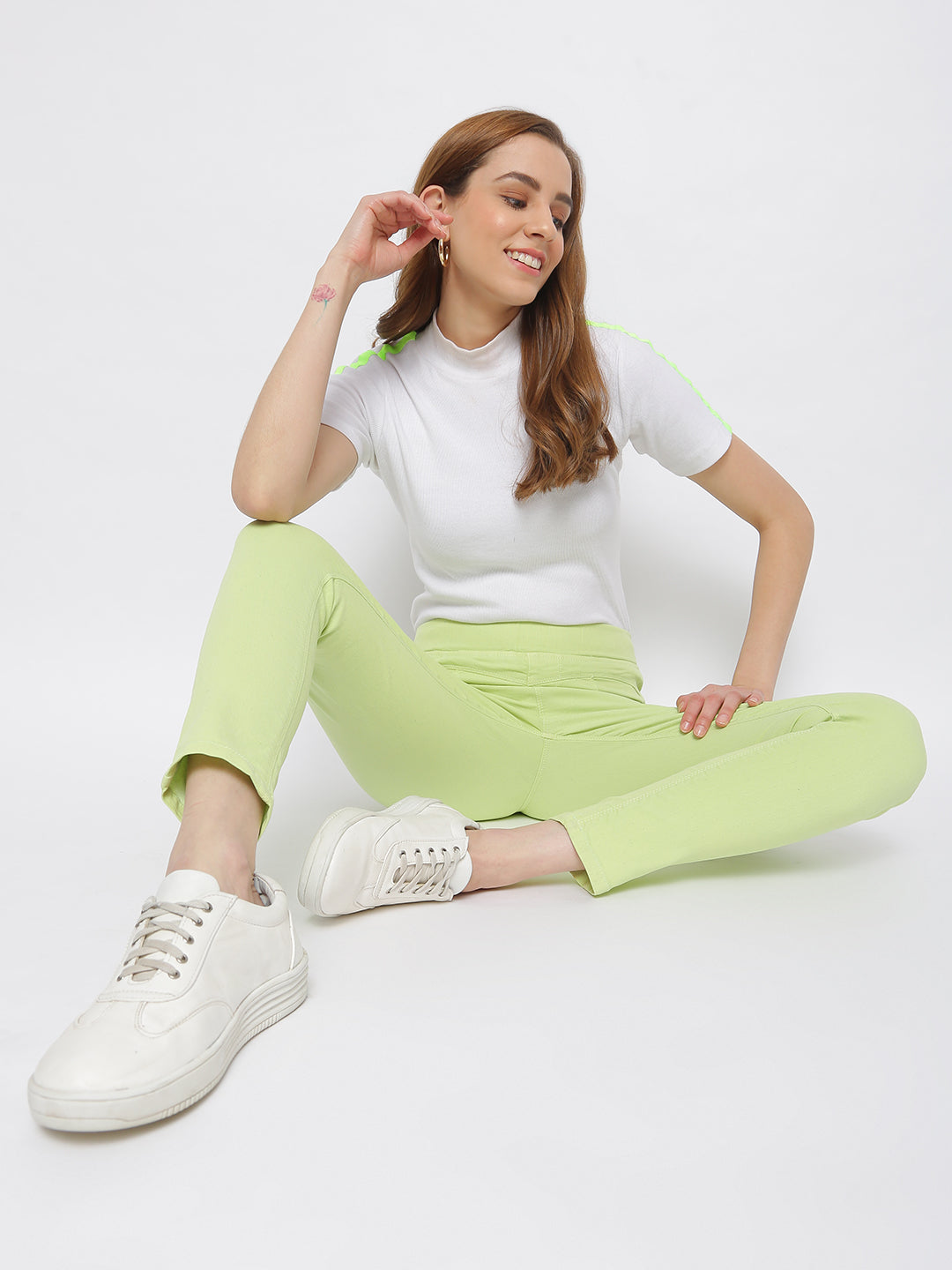 Women Neon Green Skinny Fit Jegging