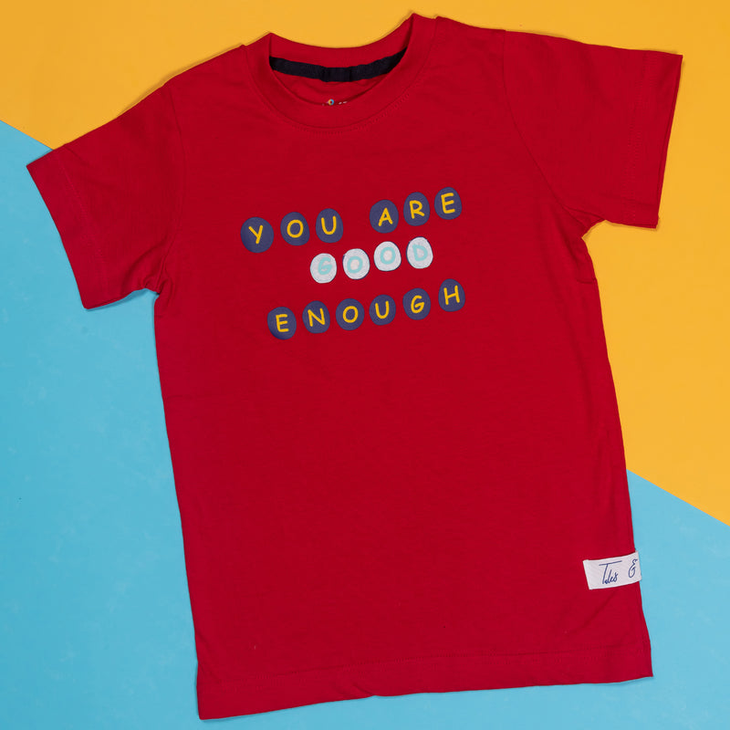 BOYS REGULAR FIT RED T-SHIRT WITH TYPOGRAPHY